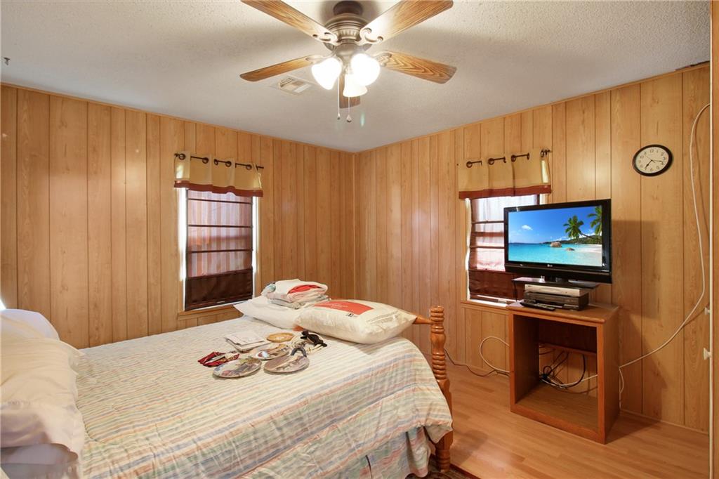 5005 Anderson Road Property Photo 4