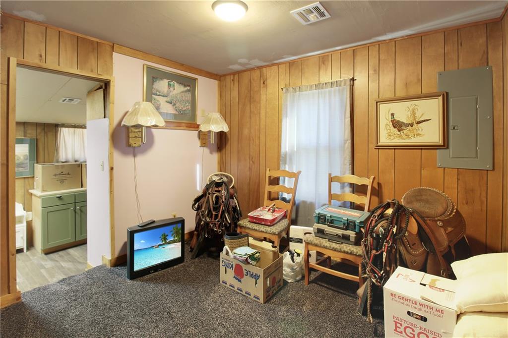 5005 Anderson Road Property Photo 14