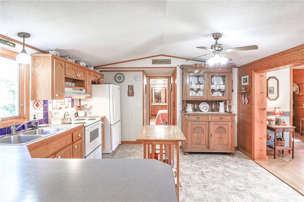 1365 Nw Division Road Property Photo 4