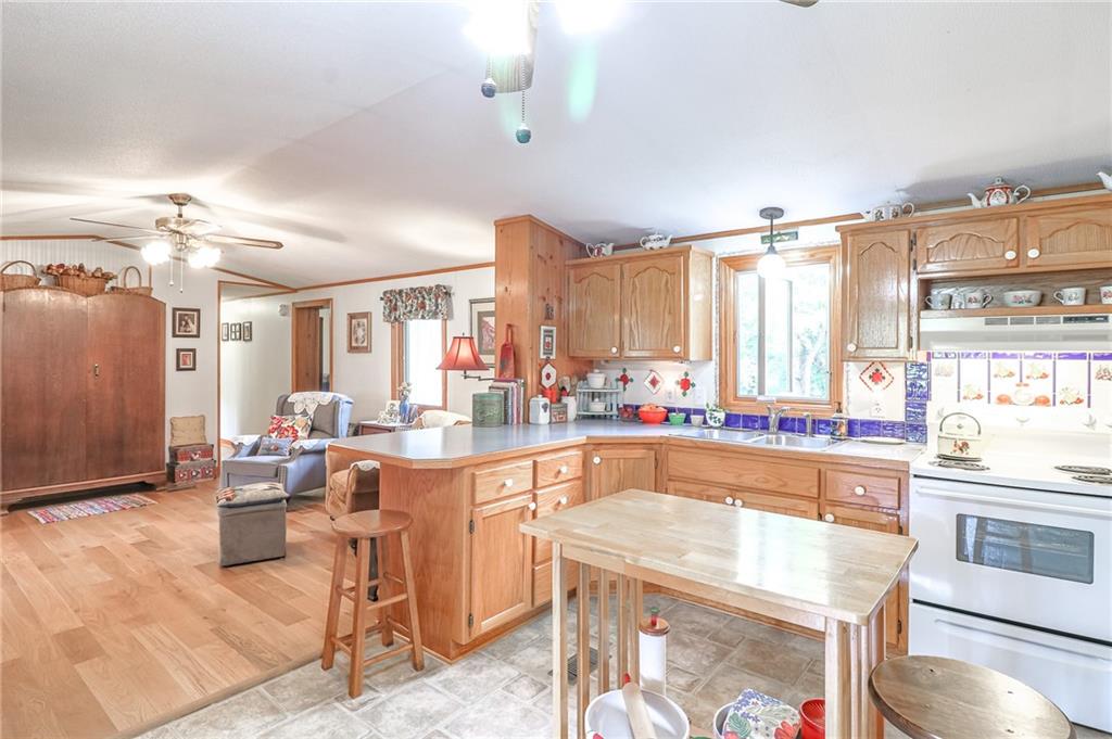 1365 Nw Division Road Property Photo 12