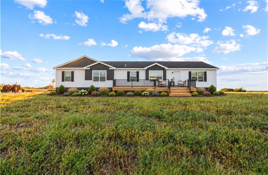 6650 Logeman Road Property Photo 1
