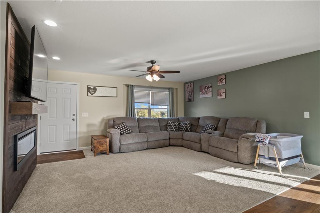 6650 Logeman Road Property Photo 8