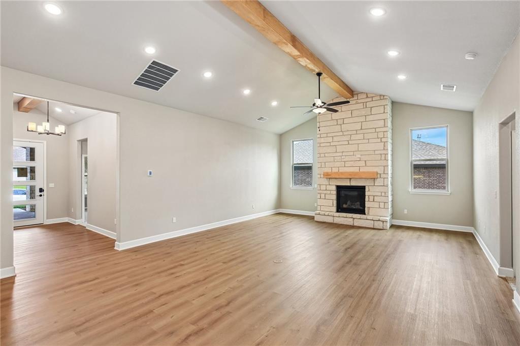 8435 Pickering Street Property Photo 6