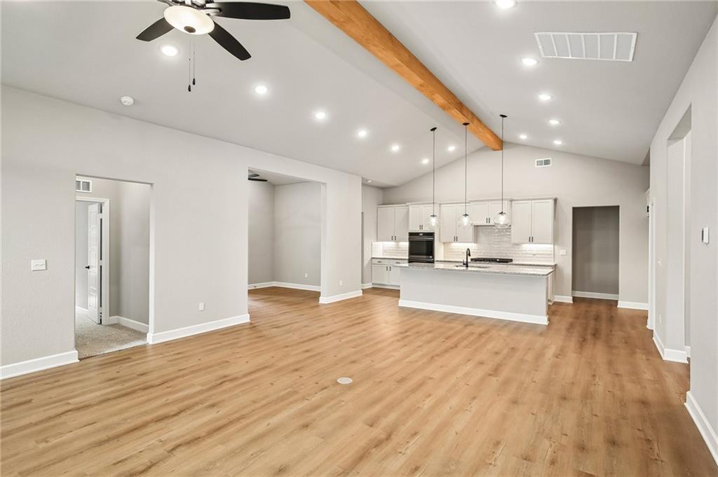 8435 Pickering Street Property Photo 8