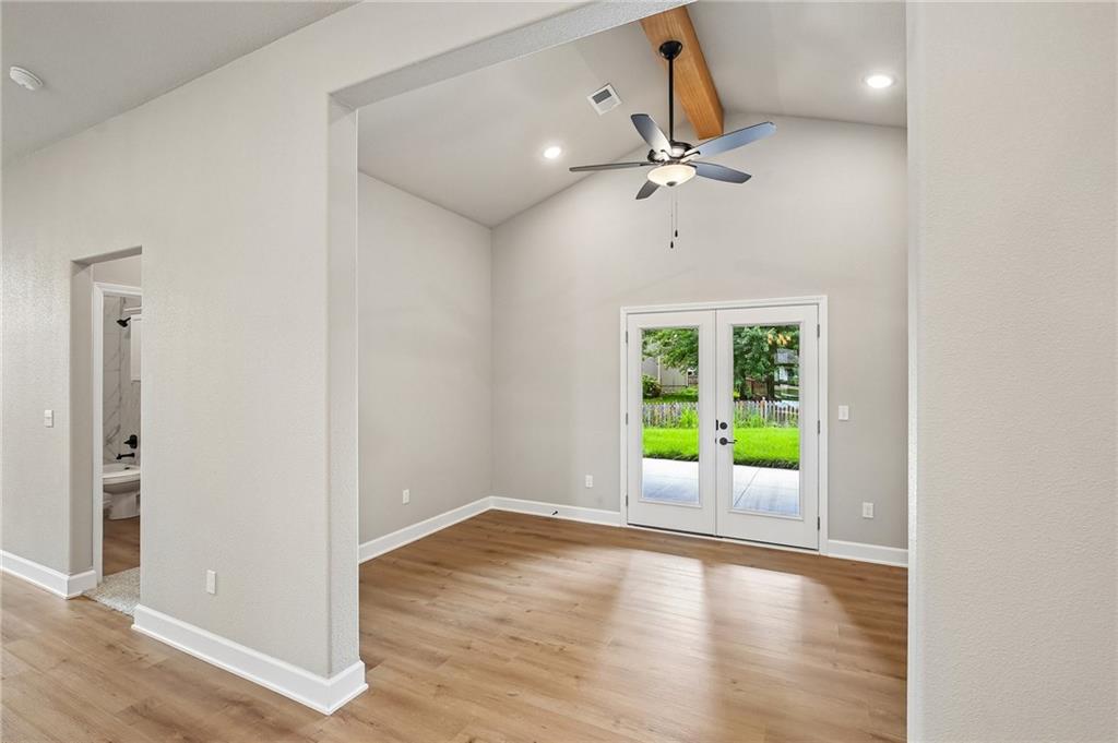 8435 Pickering Street Property Photo 15