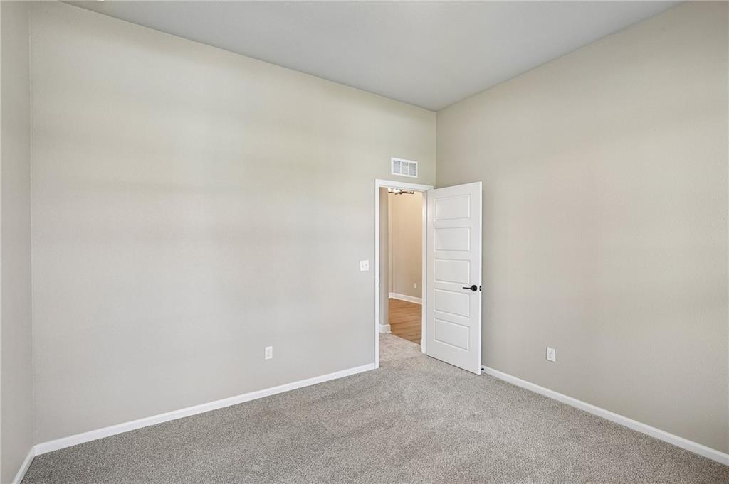 8435 Pickering Street Property Photo 18