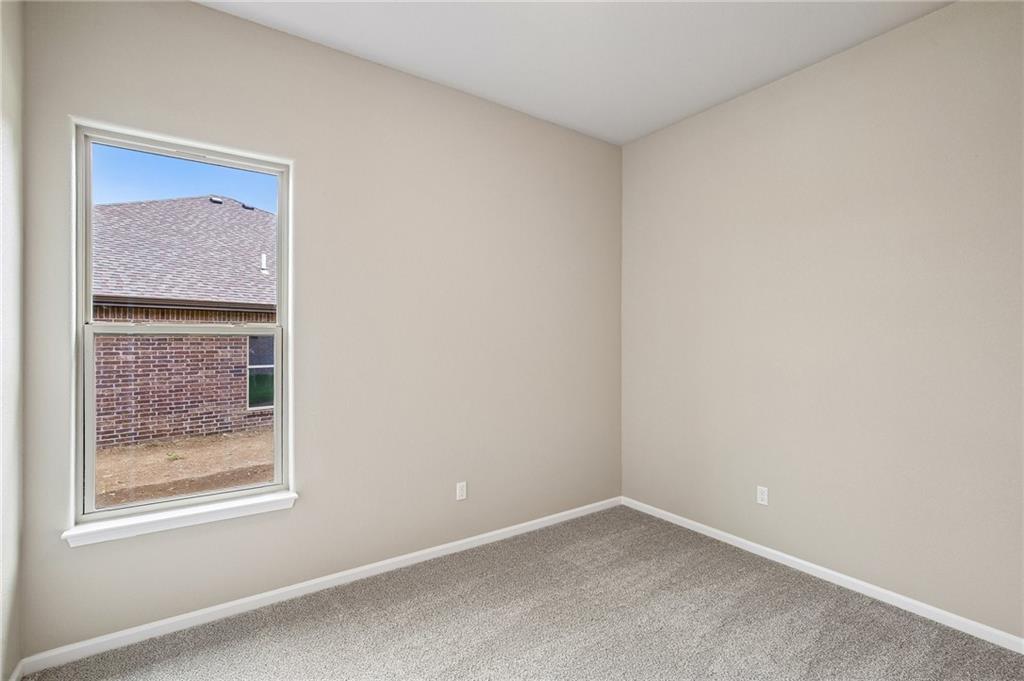 8435 Pickering Street Property Photo 20