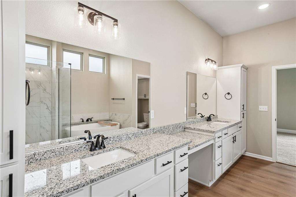 8435 Pickering Street Property Photo 26