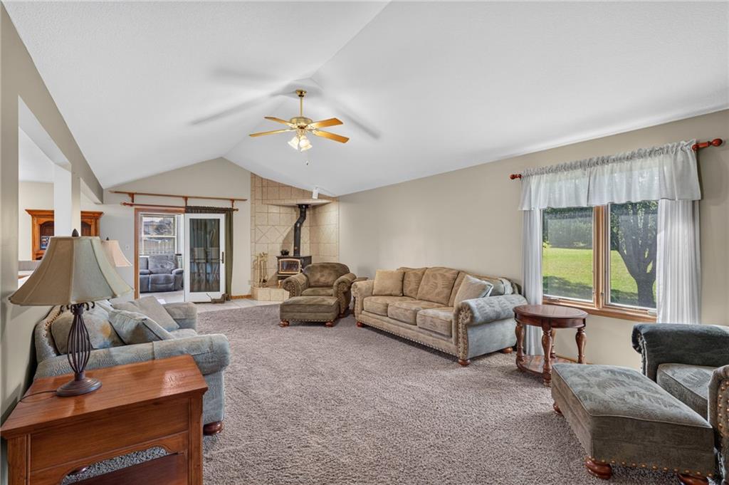 1185 E 1067 Road Property Photo 10