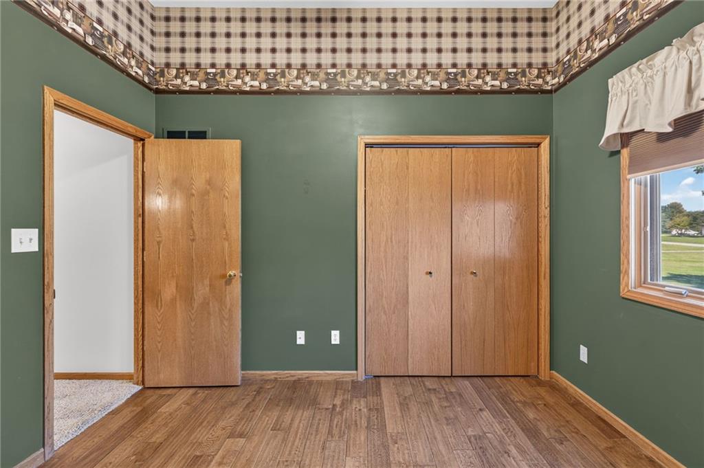 1185 E 1067 Road Property Photo 26