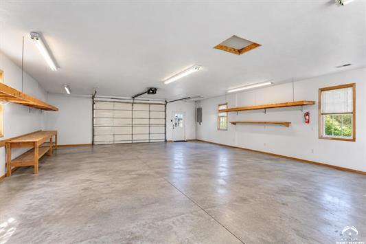 1185 E 1067 Road Property Photo 47