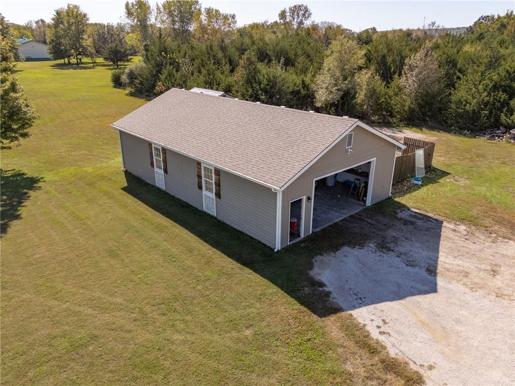 1185 E 1067 Road Property Photo 70