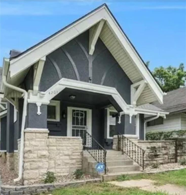 4201 Prospect Avenue Property Photo 1