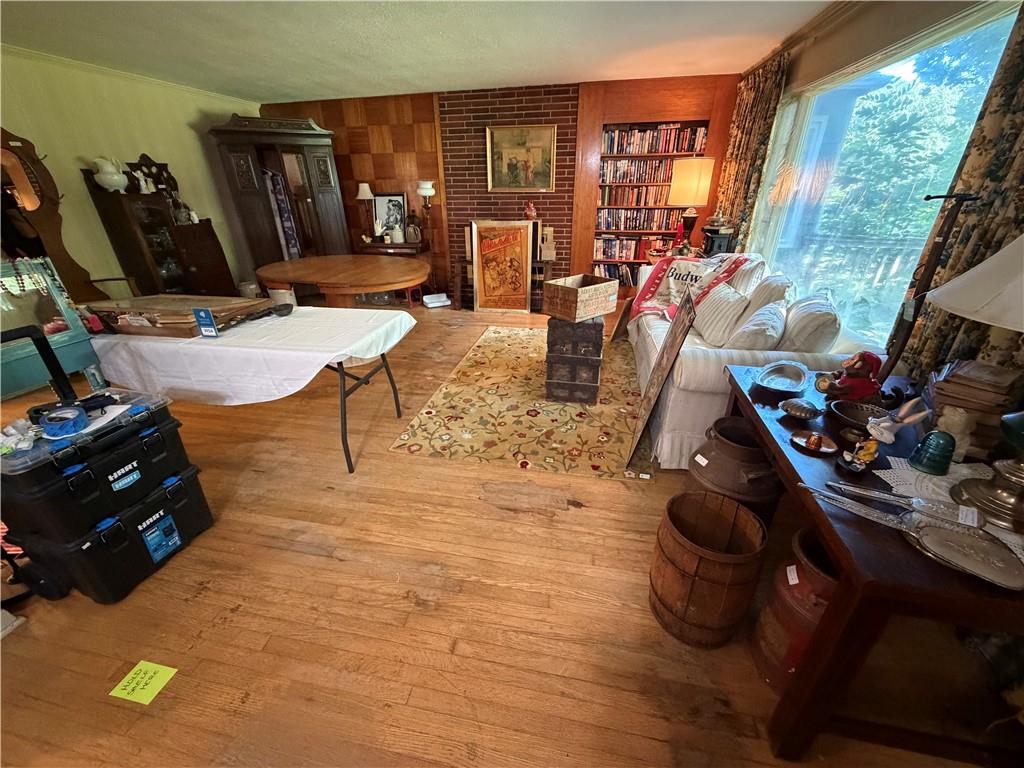 6917 W 69* Street Property Photo 6