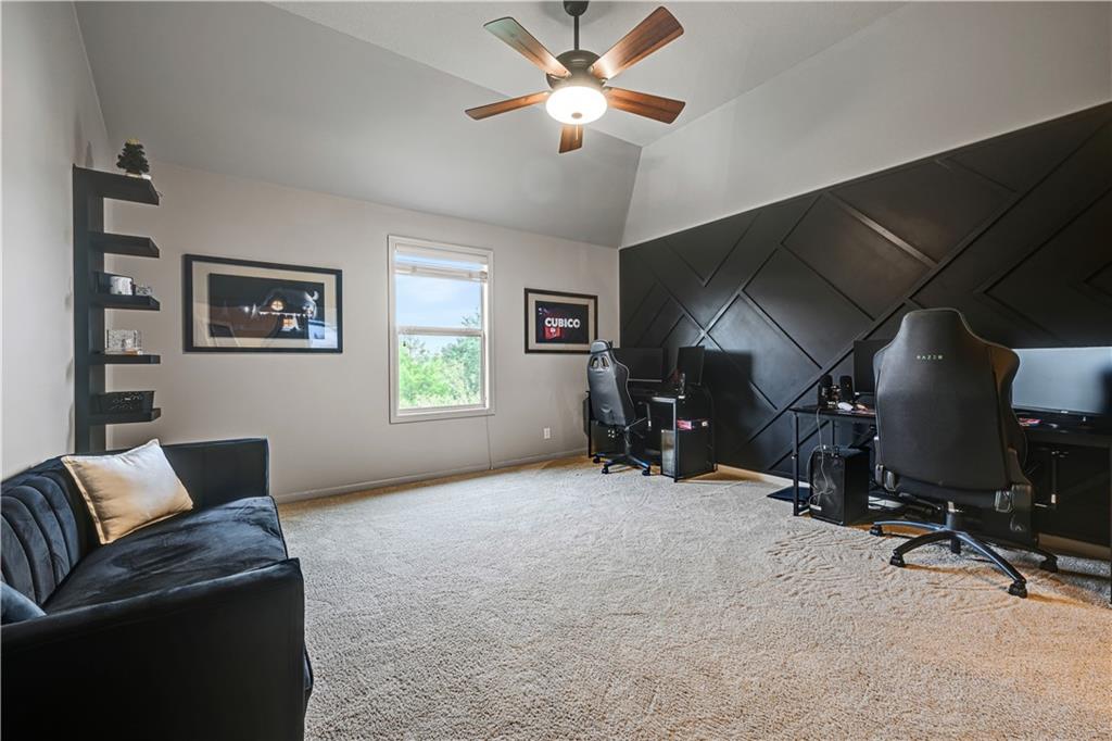 20104 W 90th Street Property Photo 27