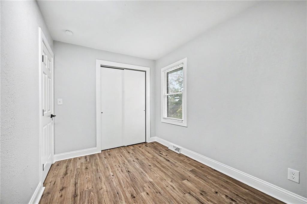 102 O E Avenue Property Photo 13