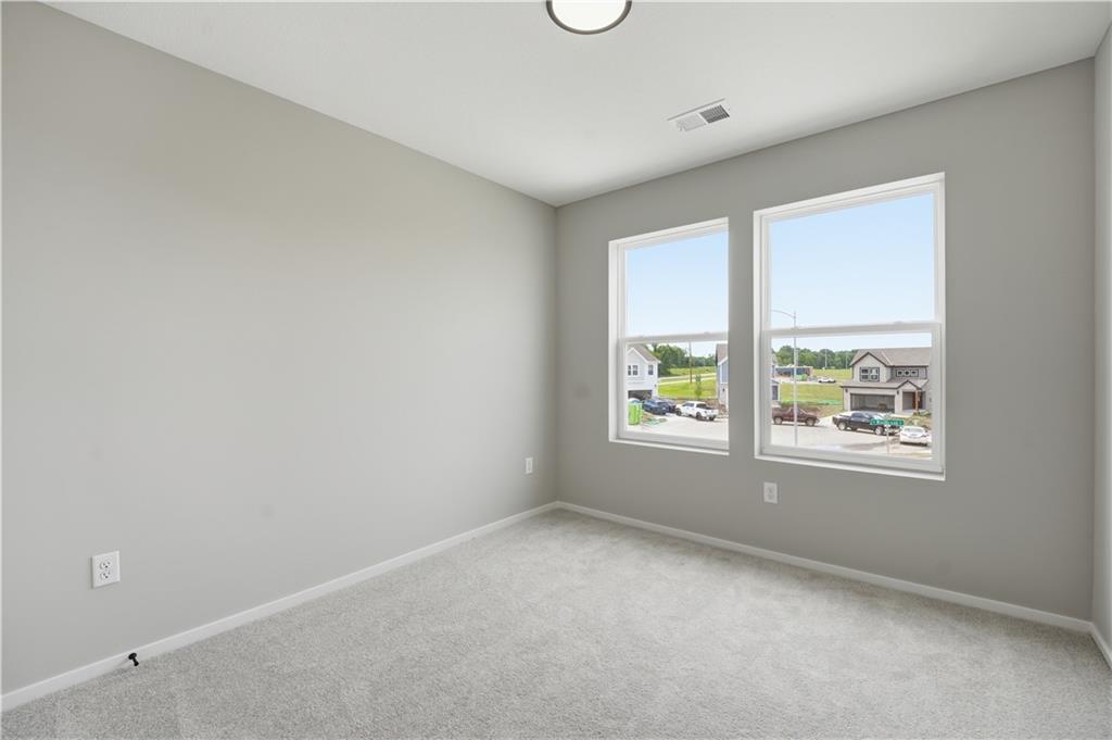 1309 Se Windbreak Drive Property Photo 28