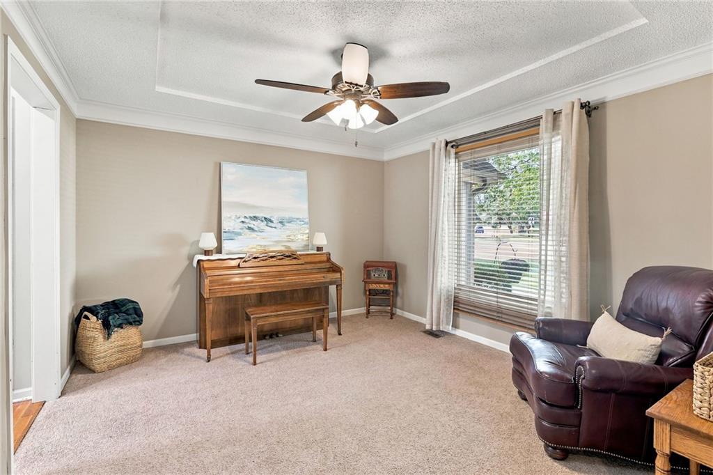13309 W 116th Street Property Photo 10