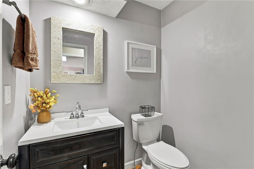 13309 W 116th Street Property Photo 26