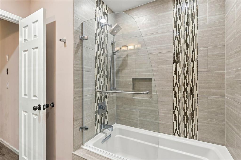 13309 W 116th Street Property Photo 37