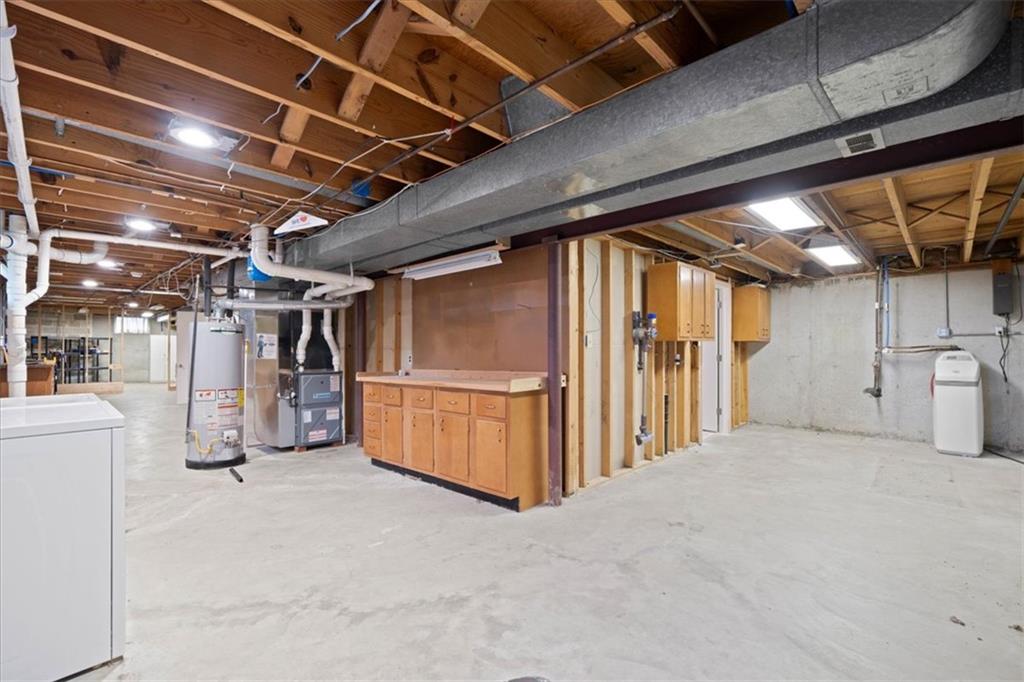 10616 Oak Street Property Photo 31