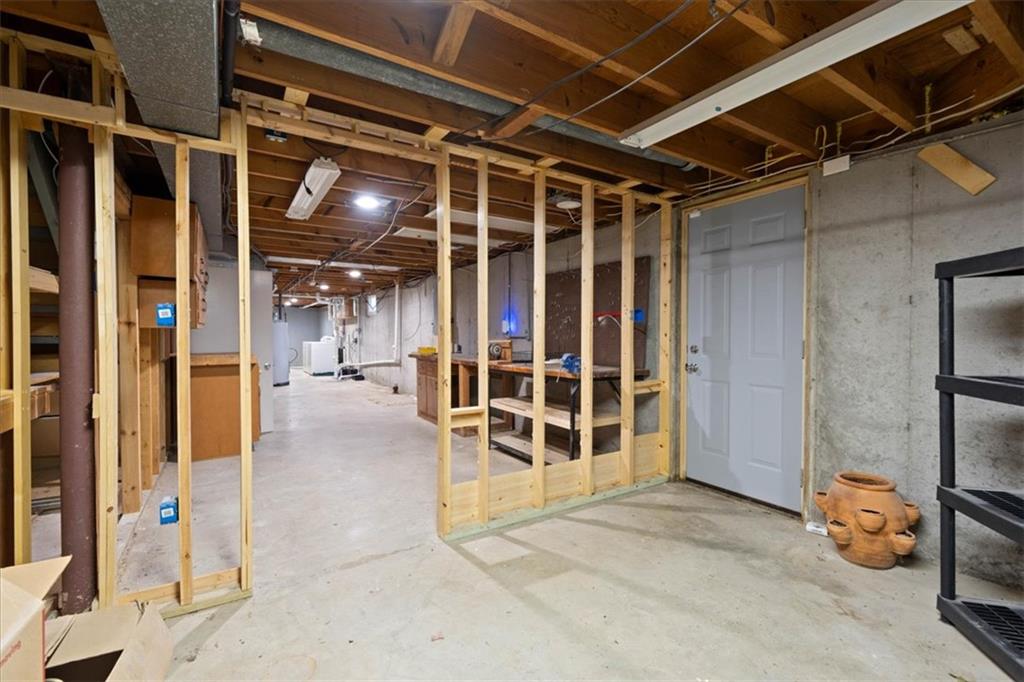10616 Oak Street Property Photo 34