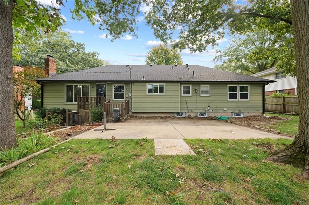 10616 Oak Street Property Photo 35