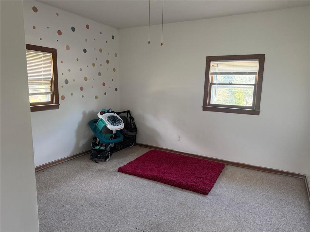 3419 Seneca Street Property Photo 6