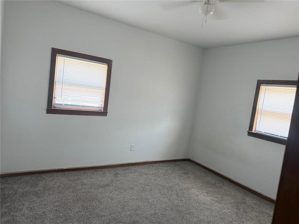 3419 Seneca Street Property Photo 7