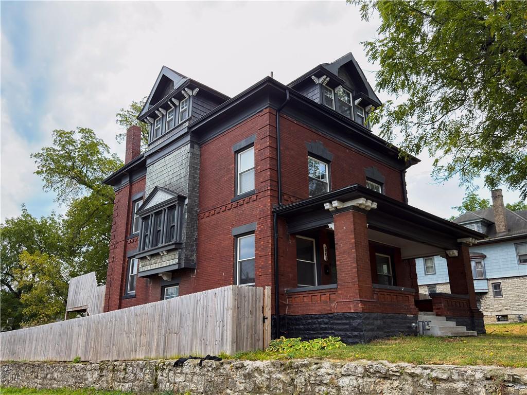 2801 Forest Avenue Property Photo 1