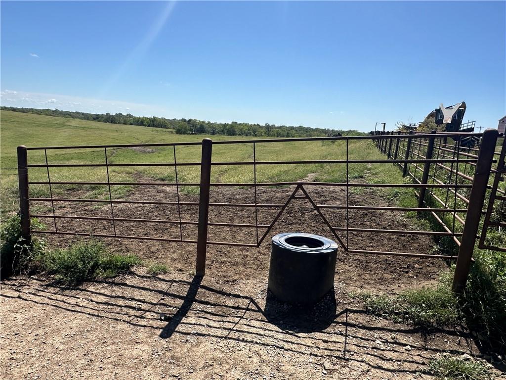 2 State Route D N/a Property Photo 11