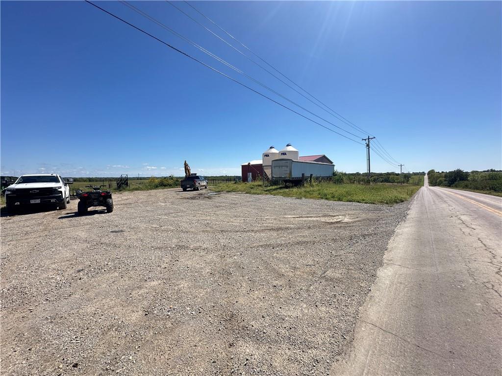 2 State Route D N/a Property Photo 14