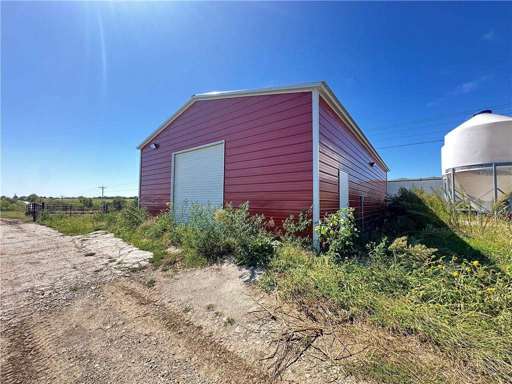 2 State Route D N/a Property Photo 15