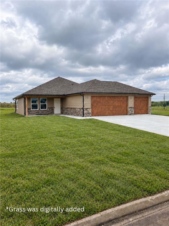 604 N Redbud Road Property Photo 1