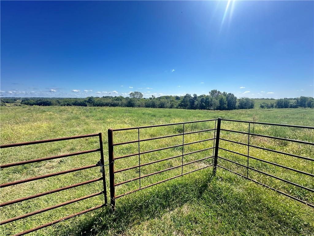 4 State Route D N/a Property Photo 8
