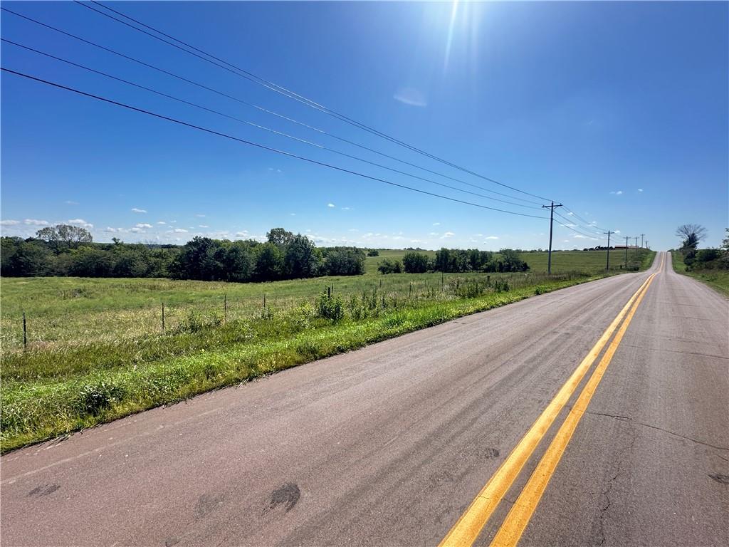 4 State Route D N/a Property Photo 16