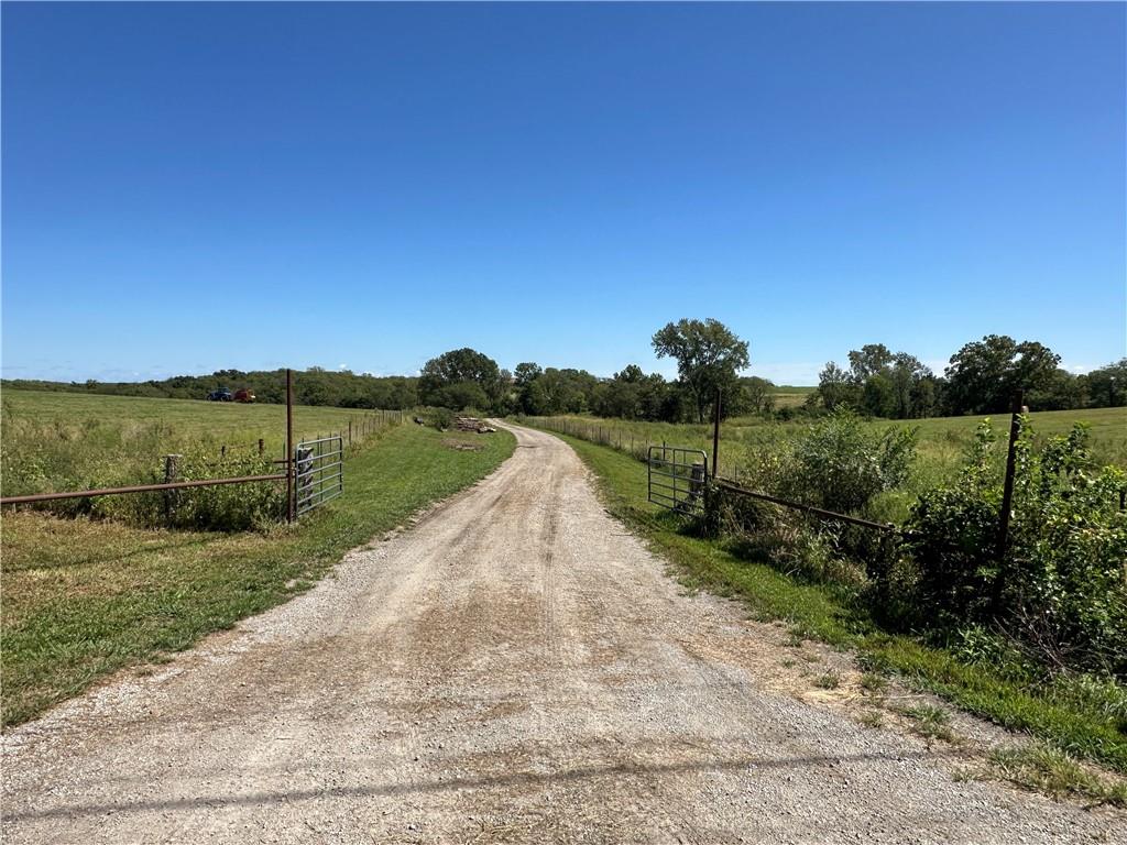 4 State Route D N/a Property Photo 34