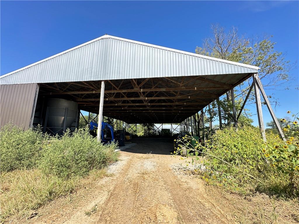 4 State Route D N/a Property Photo 68