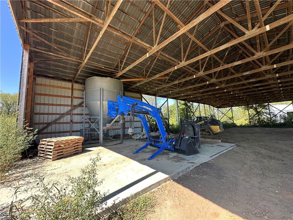 4 State Route D N/a Property Photo 69