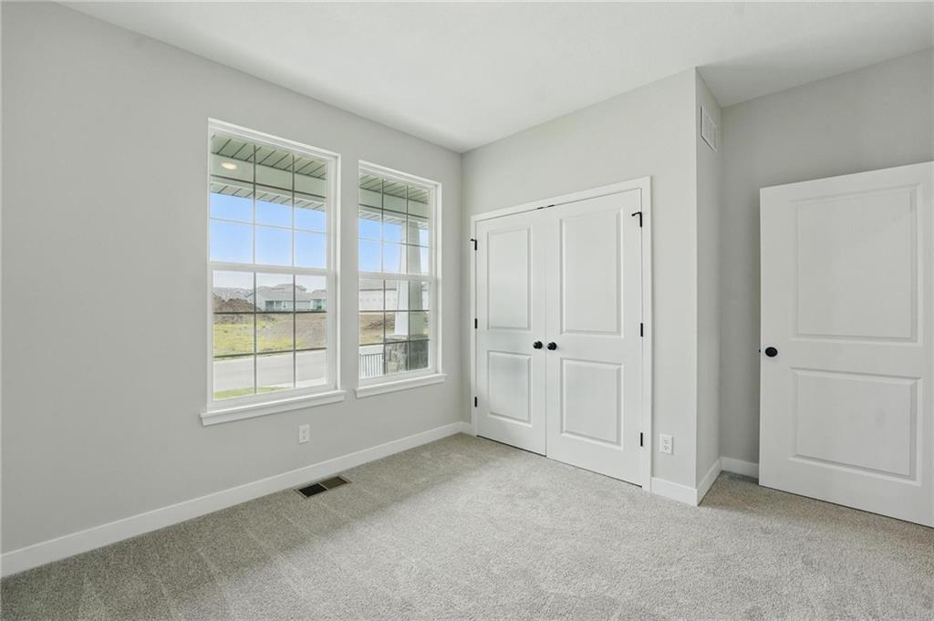 12606 S Parkwood Lane Property Photo 8