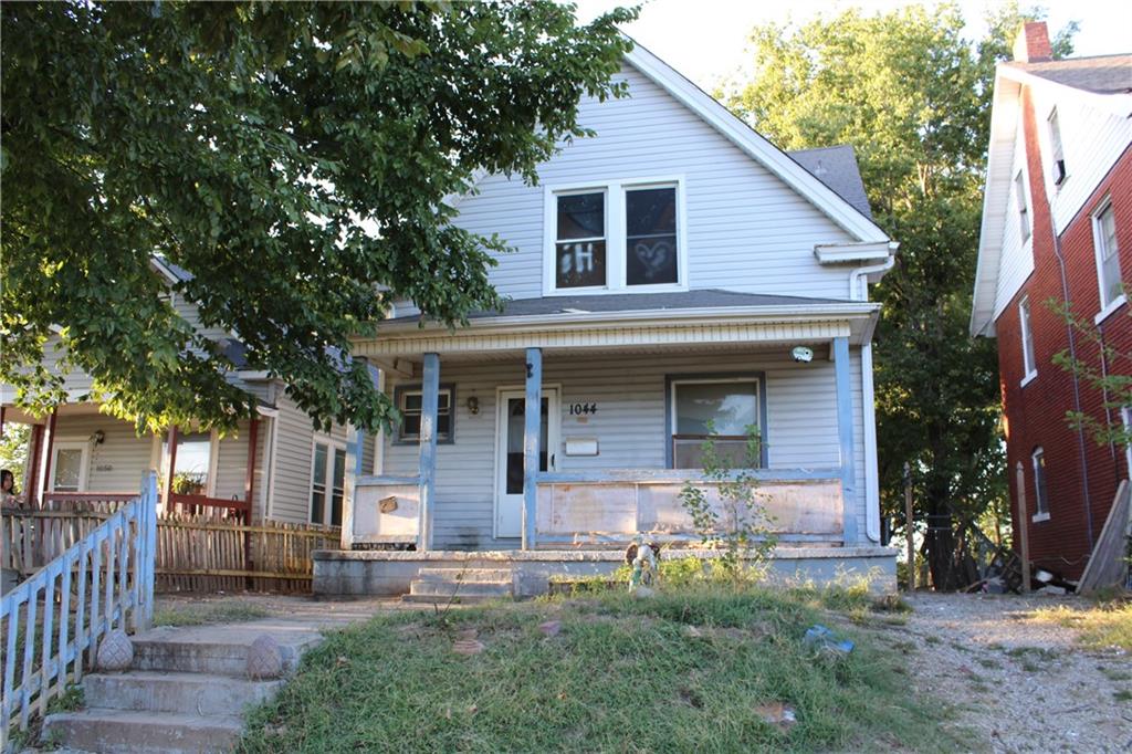 1044 Barnett Avenue Property Photo 1