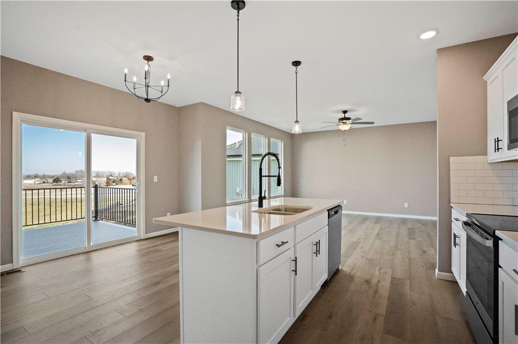 12608 S Parkwood Lane Property Photo 4