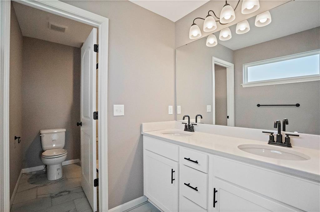 12608 S Parkwood Lane Property Photo 10