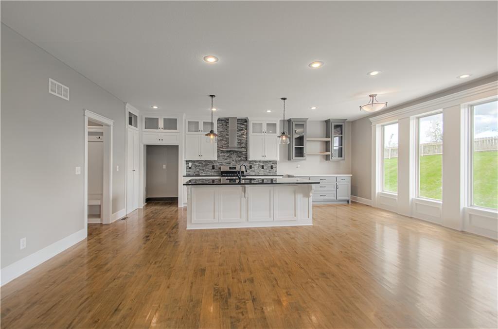 400 Yolanda Circle Property Photo 15