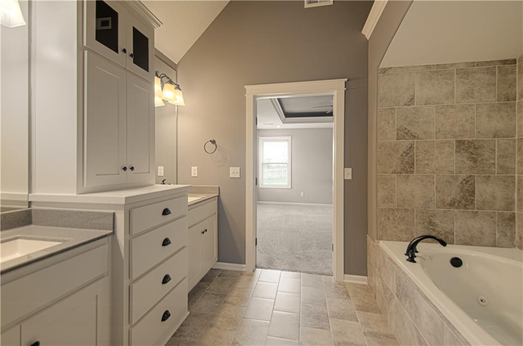 400 Yolanda Circle Property Photo 29