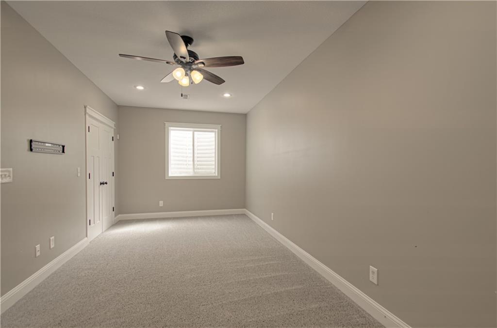 400 Yolanda Circle Property Photo 44