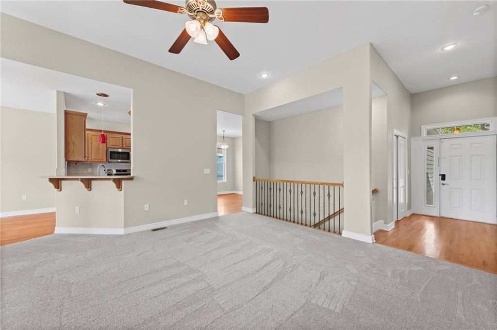 5213 Carson Drive Property Photo 7