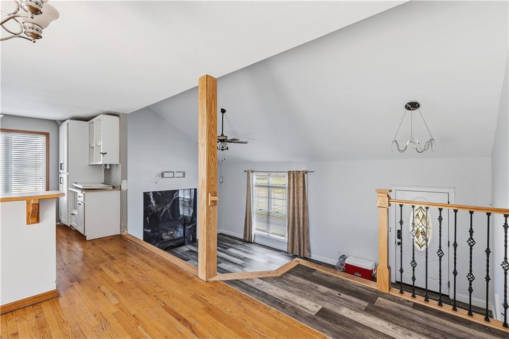 1604 S 105th Street Property Photo 7