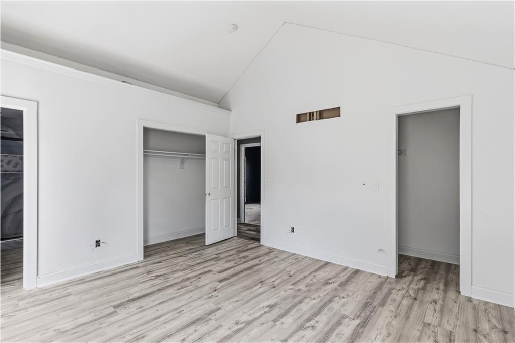 1604 S 105th Street Property Photo 10