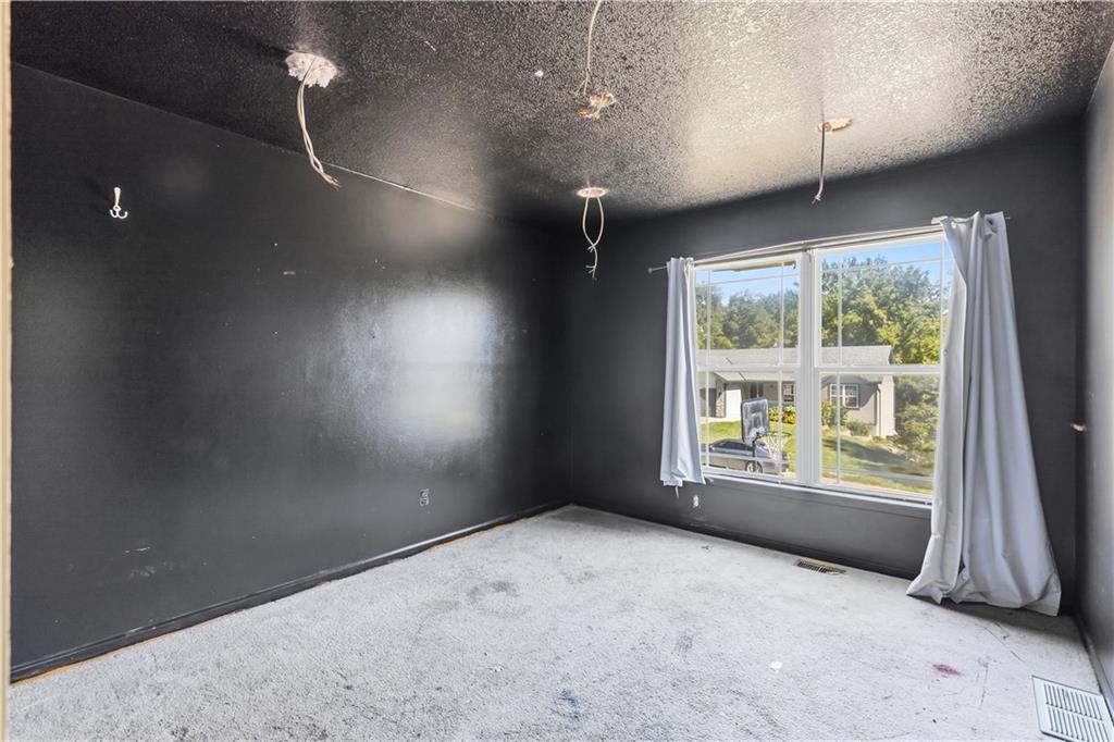 1604 S 105th Street Property Photo 15